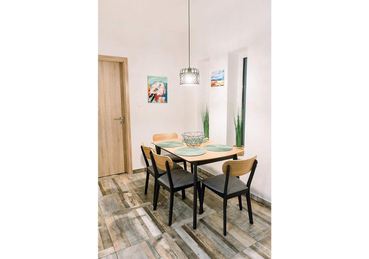 Royal 27 Apartman 케츨리 외부 사진