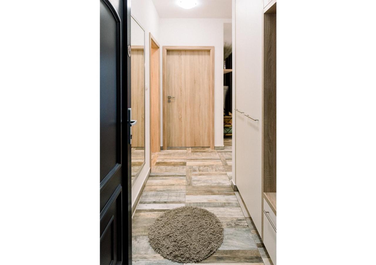 Royal 27 Apartman 케츨리 외부 사진